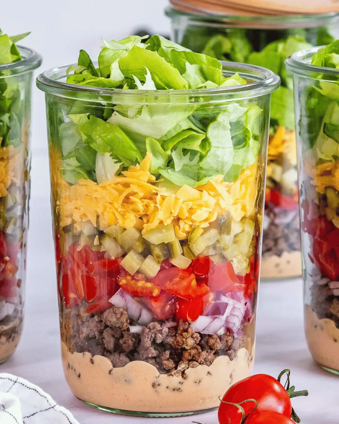 Burger Salad en tarro con carne y cheddar